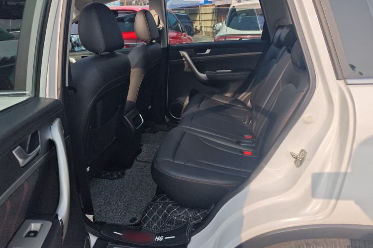 Used Haval H6 2015 Sport Edition 1.5T Automatic Two-Wheel Drive Luxury Model