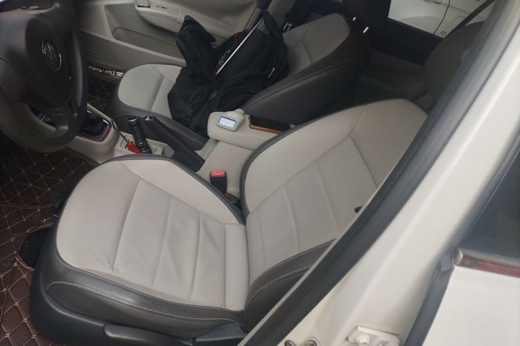 Used Volkswagen Gran Lavida 2013 1.4 TSI Automatic Comfort Model