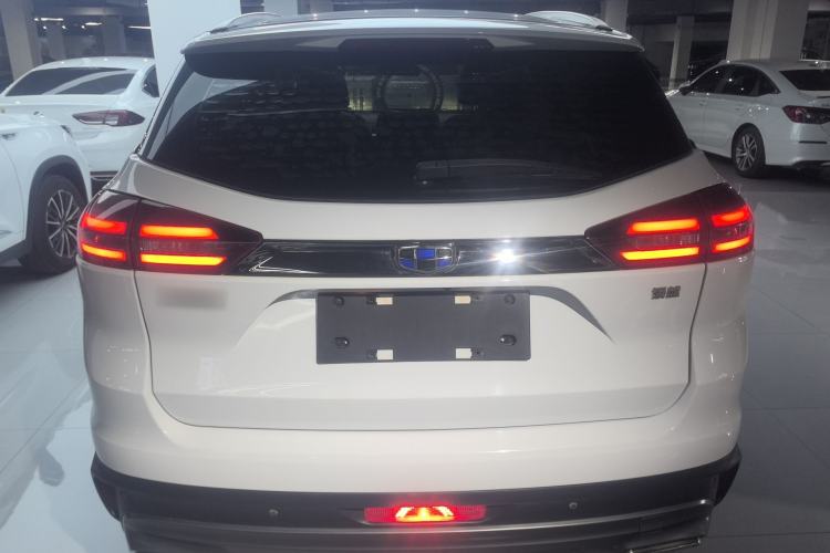 Used Geely Auto Emgrand X7 Sport 2020 1.8TD DCT Two-Wheel Drive Smart Connect 4G-Enabled Version