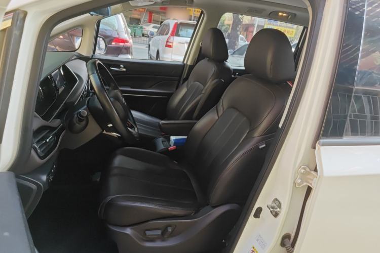 Used GAC Trumpchi M6 2019 270T DCT Luxury Edition (7-seater) China VI
