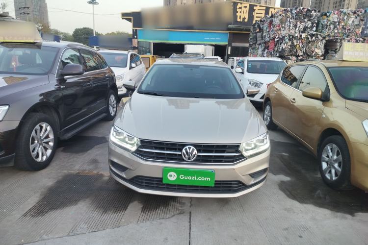 Used Volkswagen Bora 2017 1.6L Automatic Fashion Model
