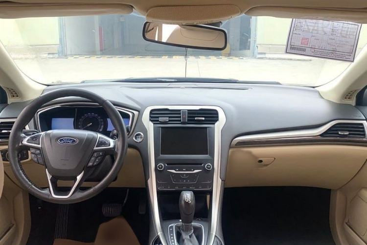 Used Ford Mondeo 2013 2.0L GTDi 200 Luxury Model
