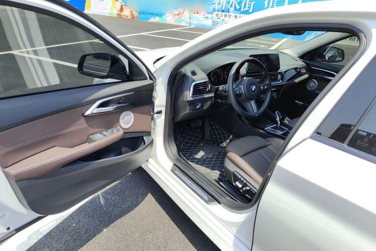 Used BMW 1 Series 2023 120i M Sport Night Edition
