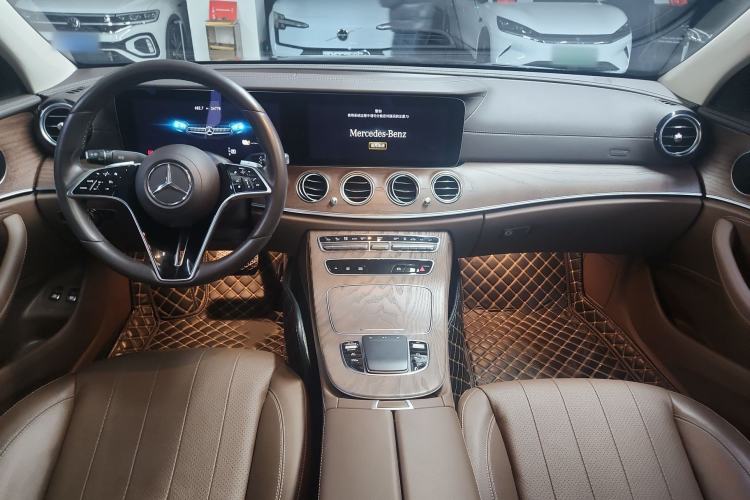 Used Mercedes-Benz E-Class New Energy 2022 Restyled E 350 e L Plug-in Hybrid Sedan
