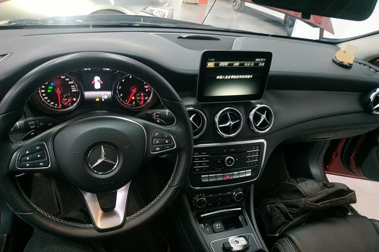 Used Mercedes-Benz GLA 2017 GLA 200 Fashion Model
