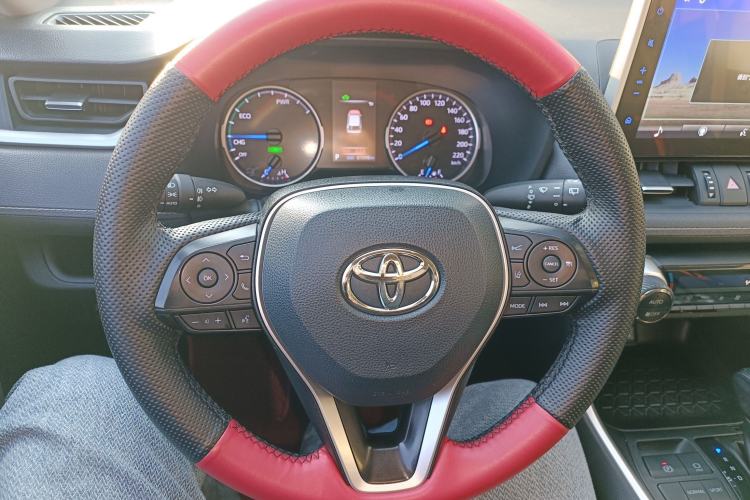 Used Toyota Wildlander 2022 Dual-Engine 2.5L E-CVT Two-Wheel Drive Luxury Edition
