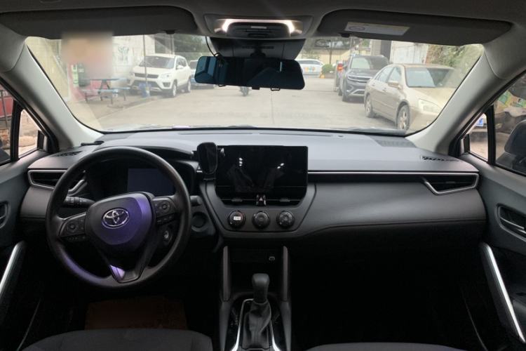 Used Toyota Corolla Cross 2024 2.0L Pioneer Edition
