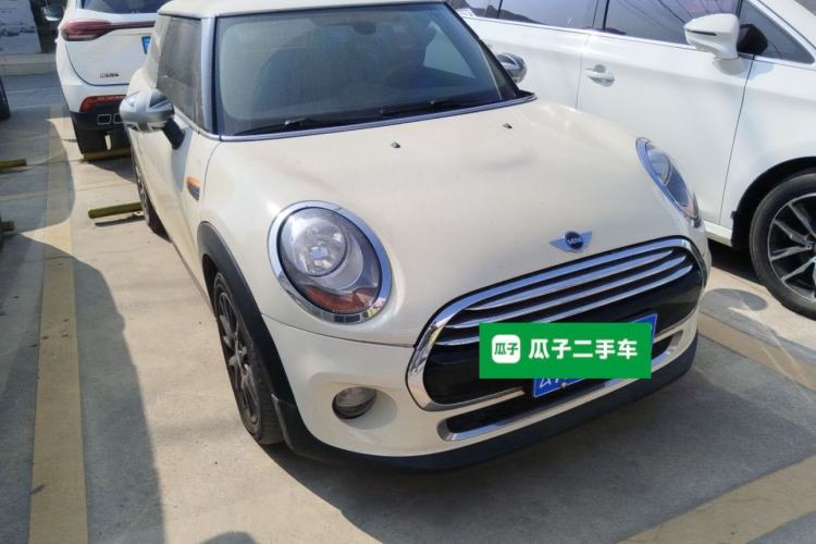Used MINI MINI 2016 1.5T COOPER
