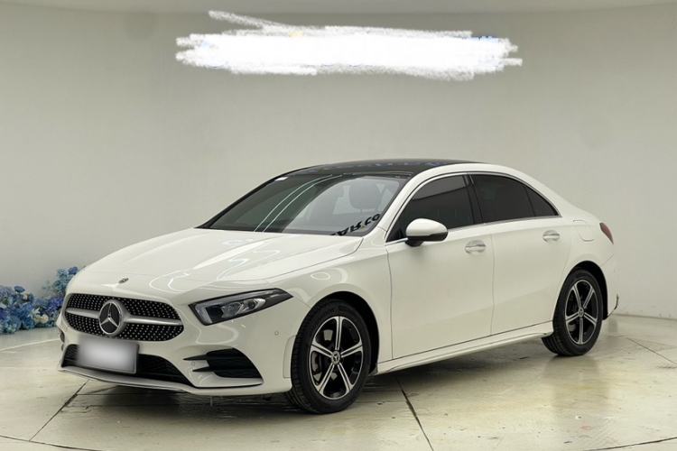 Used Mercedes-Benz A-Class 2022 Revised Version A 200 L Sport Sedan Fashionable Style