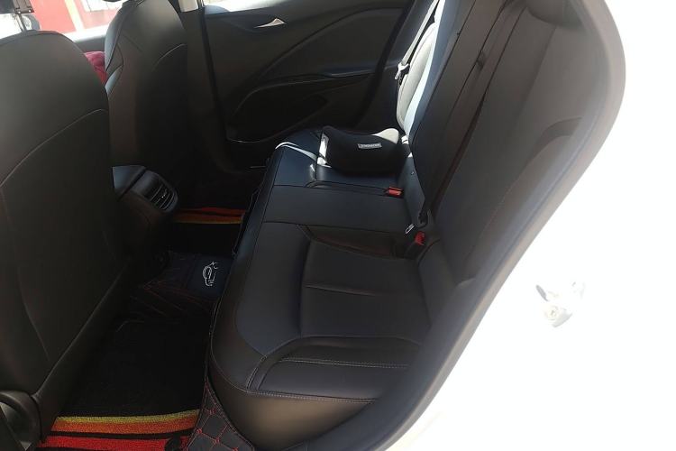 Used Buick Velite 6 2020 Plug-in Hybrid Connected Fashion Model
