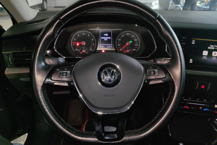 Used Volkswagen Passat 2020 330TSI Elite Edition China VI
