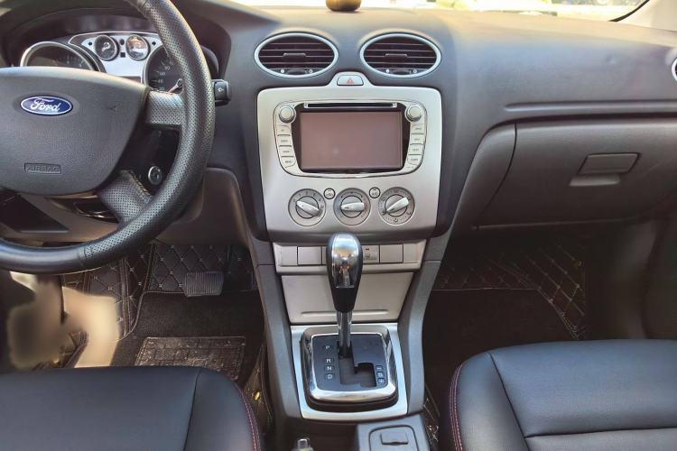 Used Ford Focus 2013 Hatchback Classic 1.8L Automatic Base Model