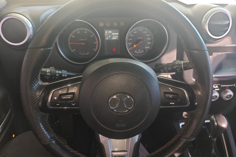 Used  BJ40 2016 40L 2.3T Automatic All-Wheel Drive Premium Edition
