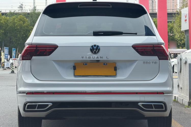 Used Volkswagen Tiguan L 2023 Restyled 330TSI Automatic Two-Wheel Drive R-Line Enhanced Comfort Version