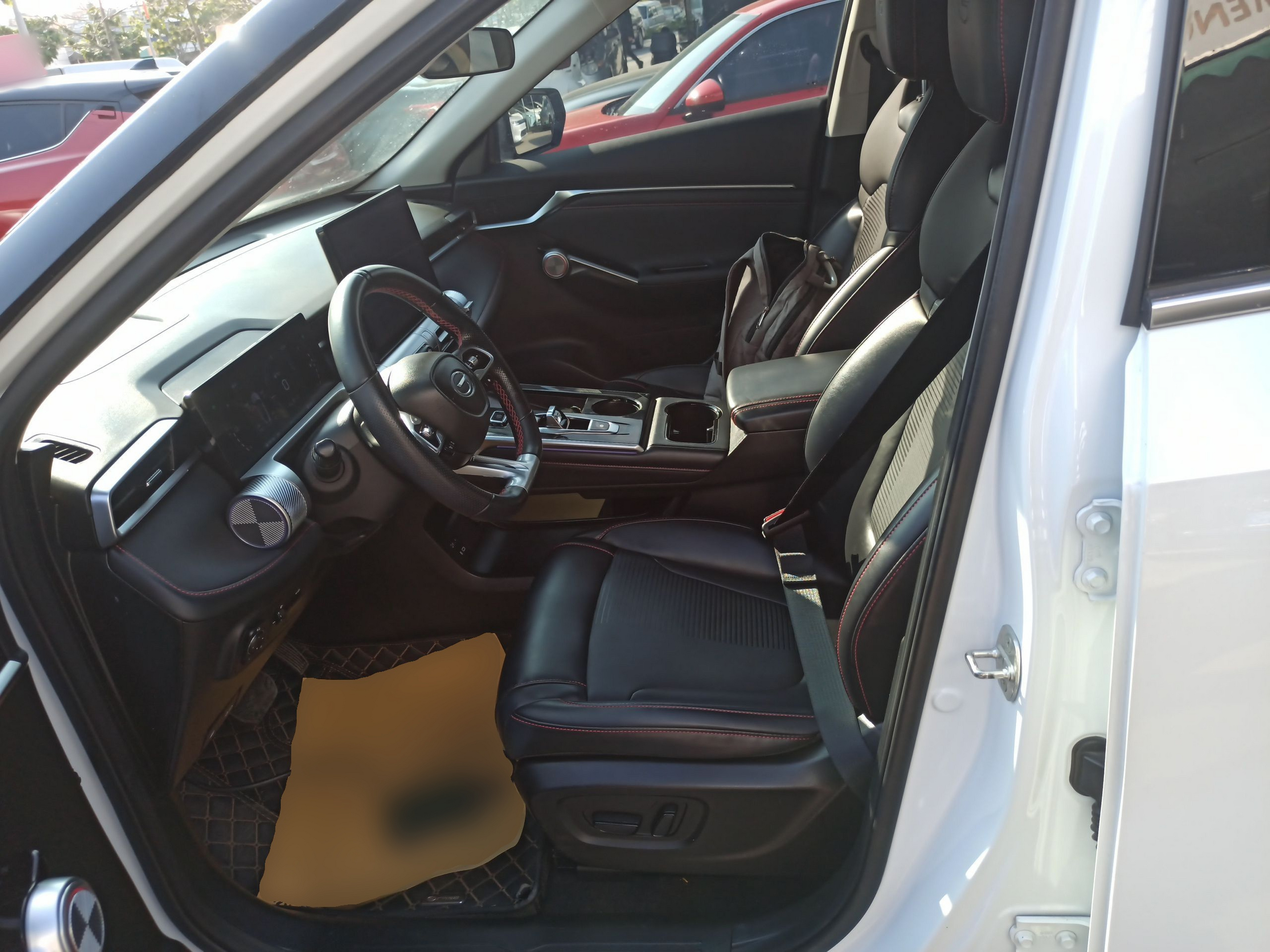 Переднее сиденье в автомобиле