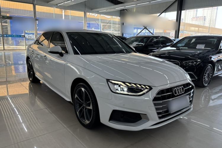 Used Audi A4L 2020 40 TFSI Fashionable and Elegant Model

