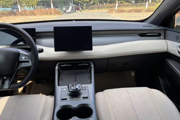 Used BYD Qin PLUS 2025 DM-i Smart Drive 55KM Leading Model
