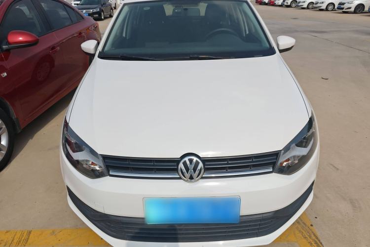 Used Volkswagen Polo 2016 1.4L Manual Fashion Model
