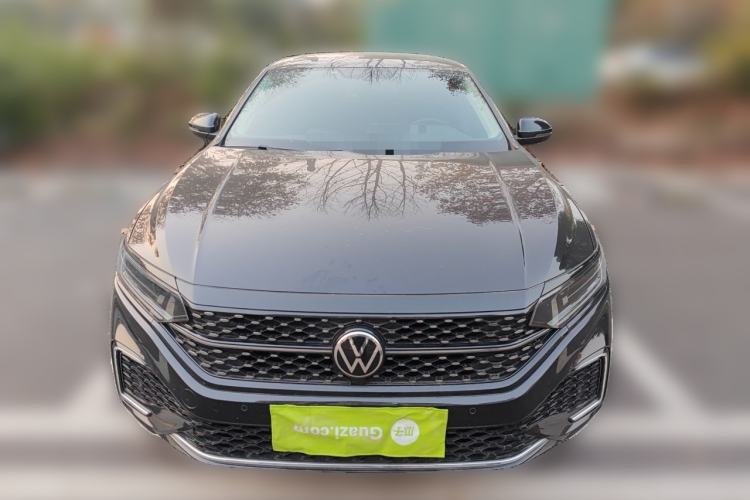 Used Volkswagen Passat 2023 330TSI Starry Elite Edition
