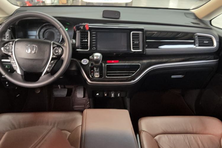 Used Honda Elysion 2019 2.0L Hybrid Supreme Edition
