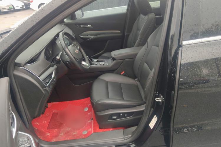 Used Cadillac XT4 2023 28T Two-Wheel-Drive Luxury Version
