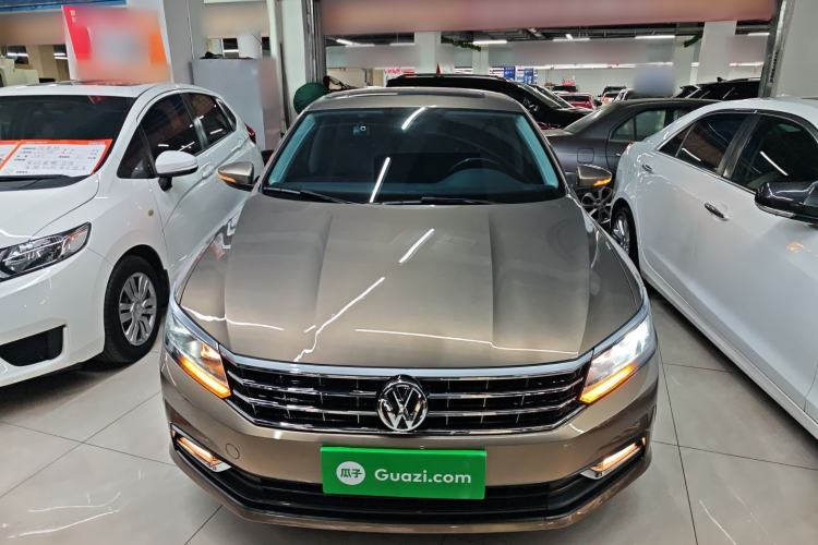 Used Volkswagen Passat 2016 330TSI DSG Luxury Edition
