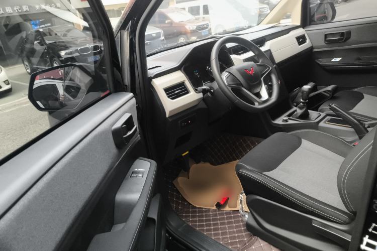 Used Wuling Zhengcheng 2021 1.5T Manual Comfort Version

