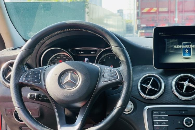 Used Mercedes-Benz GLA 2017 GLA 200 Fashion Model