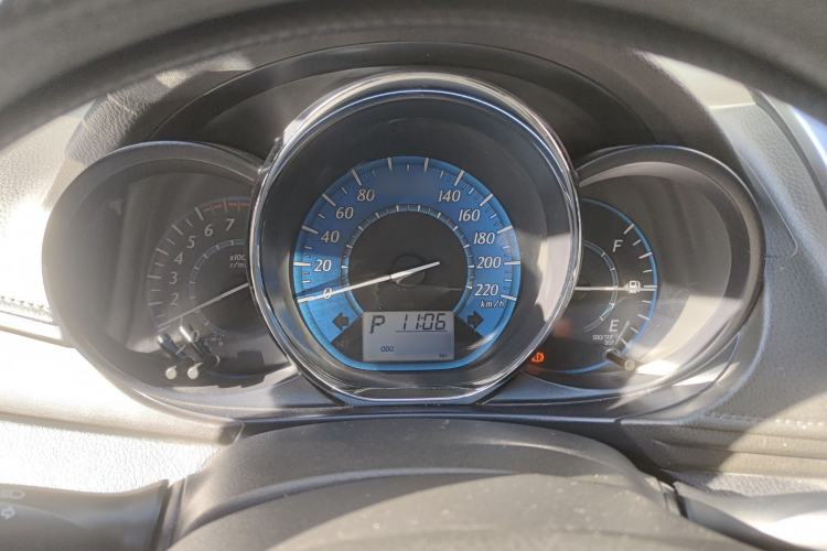 Used Toyota YARiS L 2015 1.5E Automatic Charm Edition
