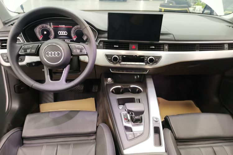 Used Audi A4L 2023 40 TFSI Fashion Dynamic Model