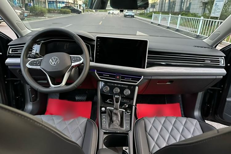 Used Volkswagen Sagitar 2024 300TSI DSG Excellence Edition
