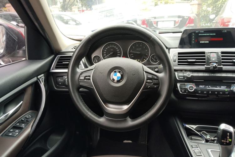 Used BMW 3 Series 2018 320Li Fashion Model
