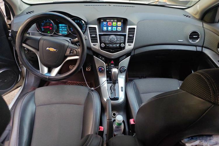 Used Chevrolet Cruze 2013 Hatchback 1.6T Automatic Flagship Model

