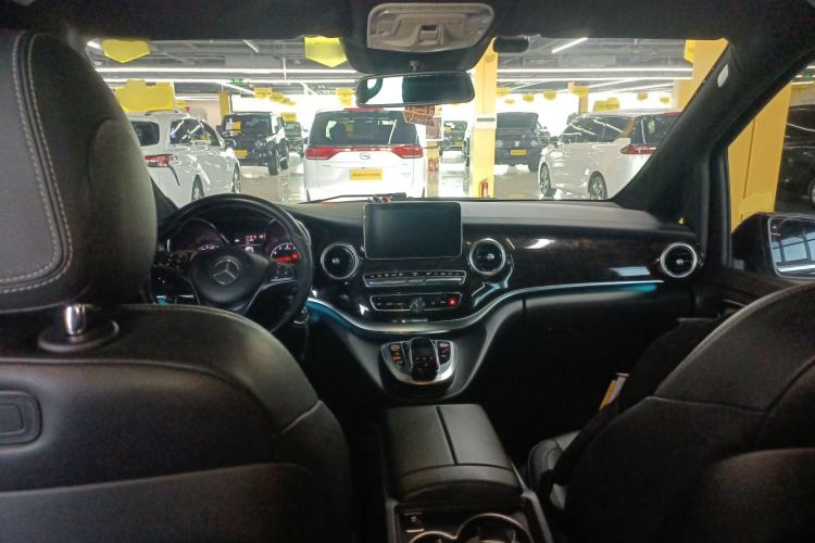 Used Mercedes-Benz V-Class 2018 V 260 Prestige Edition China VI
