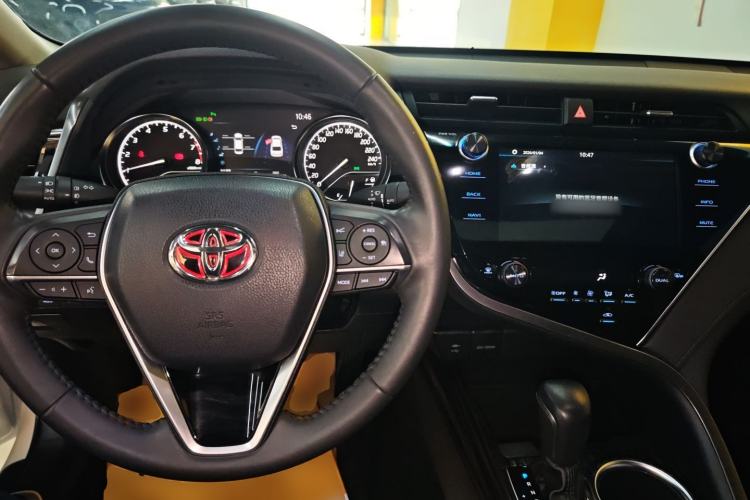 Used Toyota Camry 2019 Revised Version 2.0G Luxury Edition