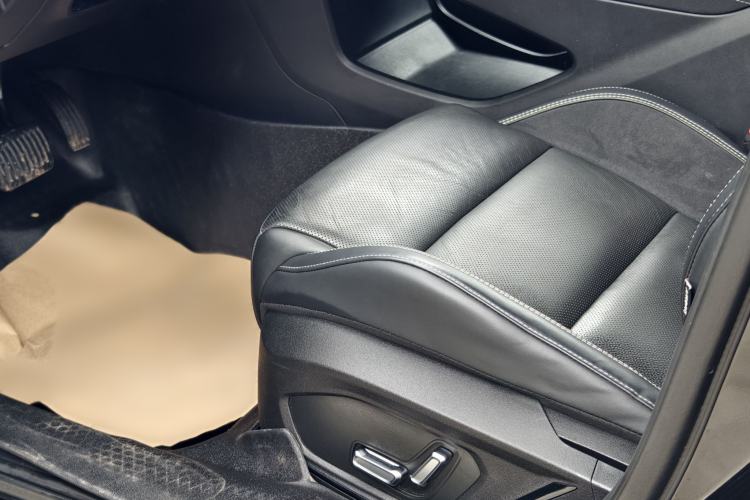 Used Lynk & Co 03 2023 2.0TD DCT JingPro