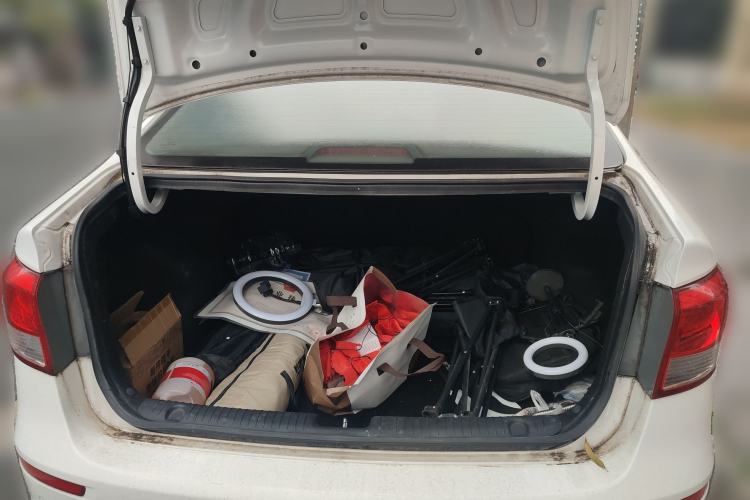 Used Kia K2 2015 Sedan 1.4L MT TOP