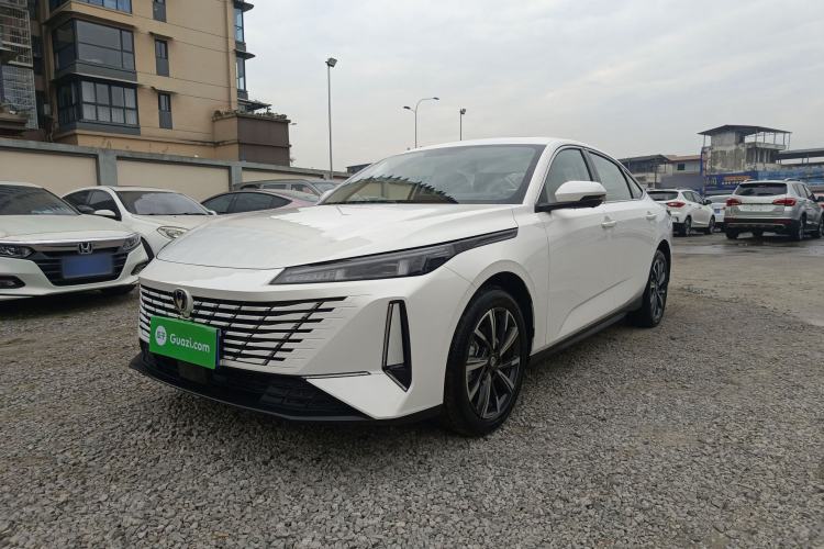 Used Changan Eado 2025 Blue Whale 1.5T 500Bar Prestige Model