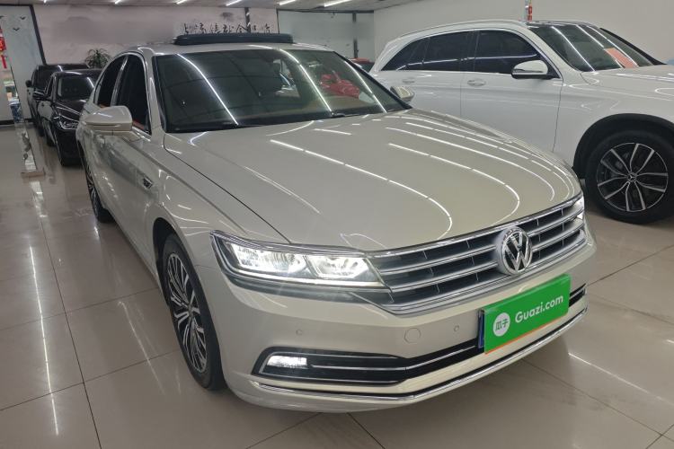 Used Volkswagen Phideon 2018 380TSI Two-Wheel Drive Business Edition
