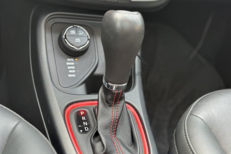 Used  Compass 2019 220T Automatic Four-Wheel Drive High-Performance Flagship Edition
