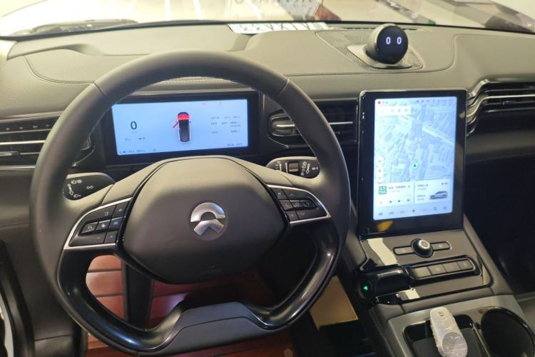 Used Nio ES8 2018 425 km Base Version Six-Seater Edition
