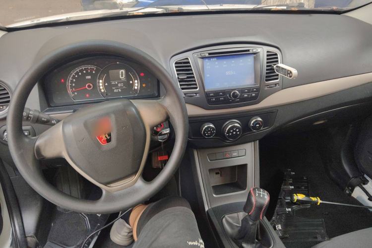 Used Roewe 350 2015 1.5L Manual Luxury Sunroof Edition
