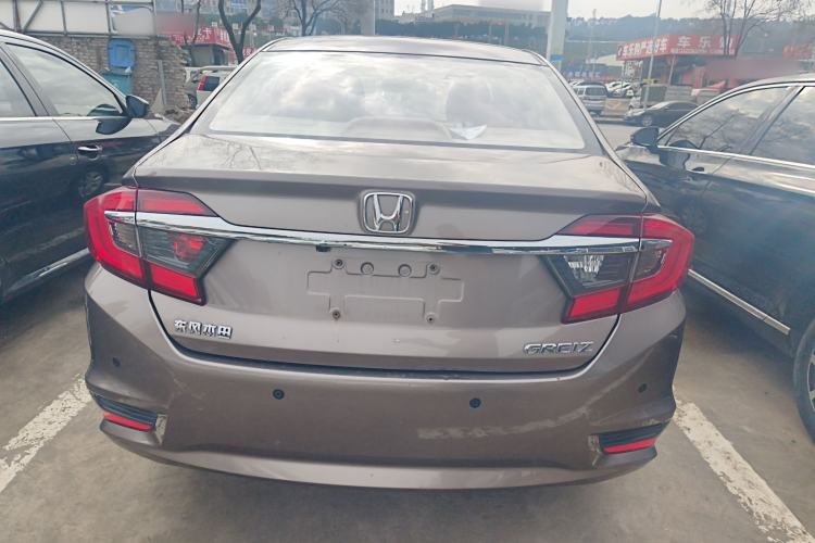 Used Honda Greiz 2016 1.5L CVT Classic Edition

