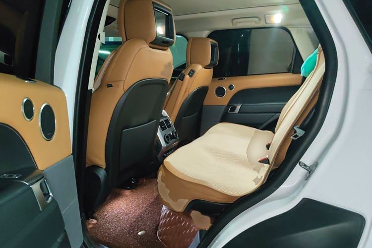 Used Land Rover Range Rover Sport 2021 3.0 L6 YAO Black Edition
