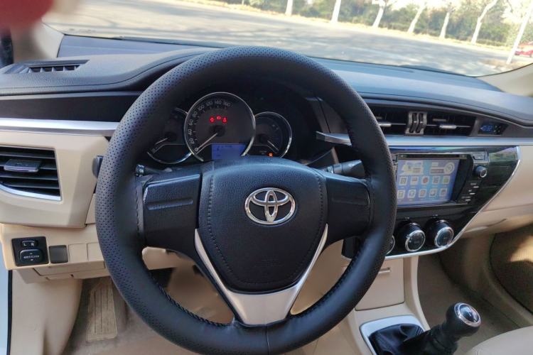 Used Toyota Corolla 2014 1.6L Manual GL
