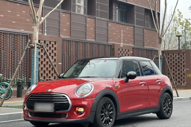 Used MINI MINI 2016 1.5T COOPER Five-Door Edition