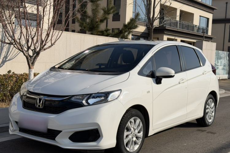 Used Honda Fit 2018 1.5L CVT Comfort Sunroof Version