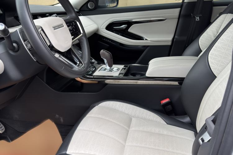 Used Land Rover Range Rover Evoque 2023 Aurora L 249 PS Luxury Edition