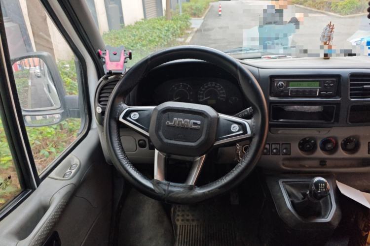 Used JMC Transit 2017 2.8T Commercial Version Short Wheelbase Mid-Roof 6/7/8-Seater JX493