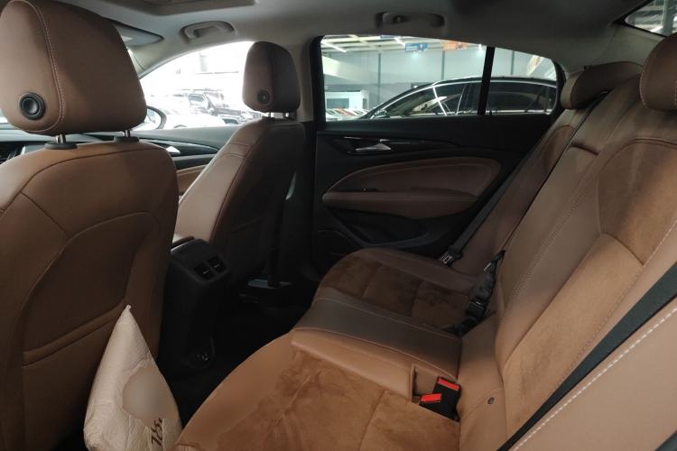 Used Buick Regal 2019 Revised 20T Luxury Version China VI Standard
